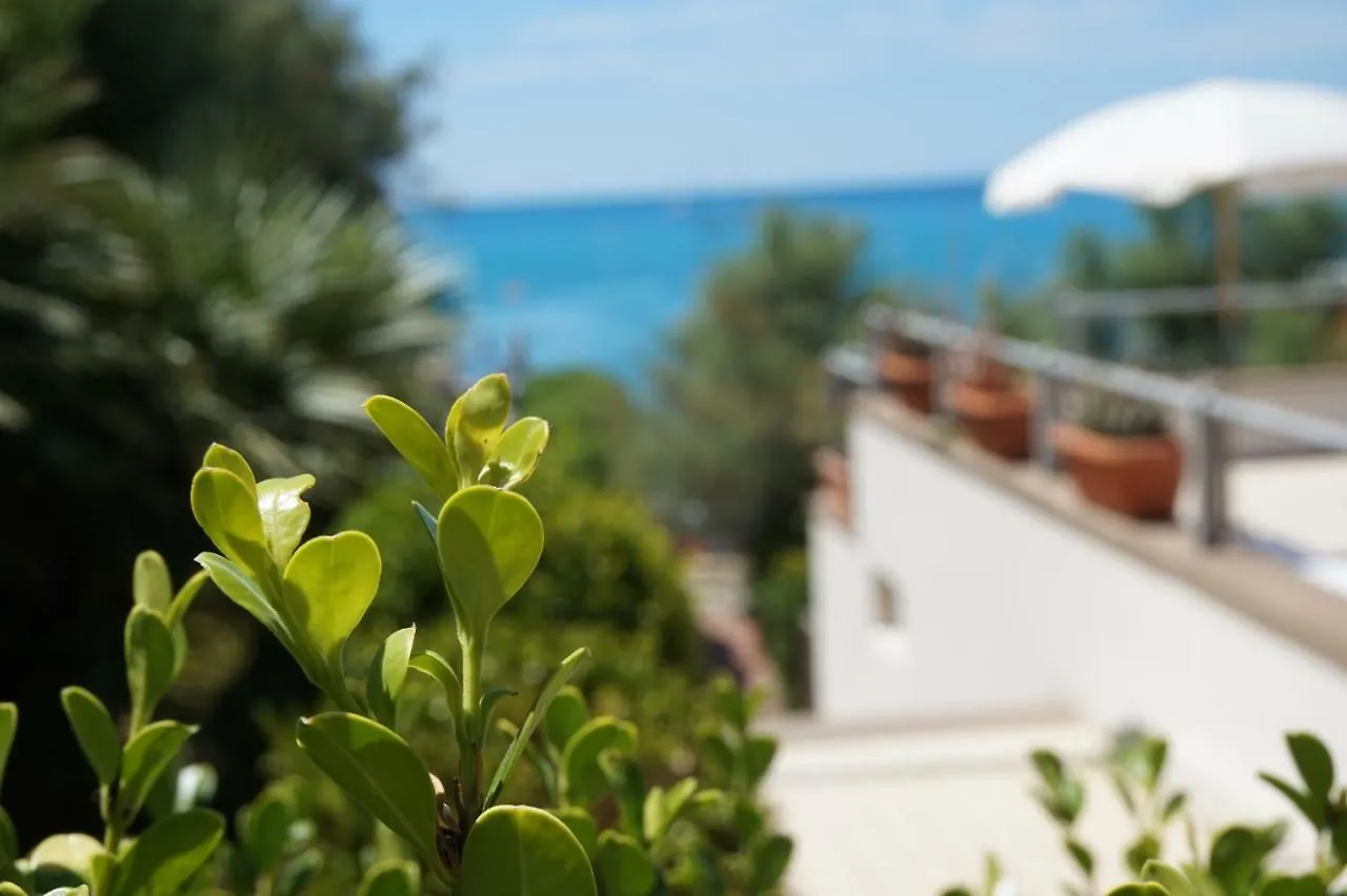 La Casa A Due Passi Dal Mare Apartment Castiglioncello